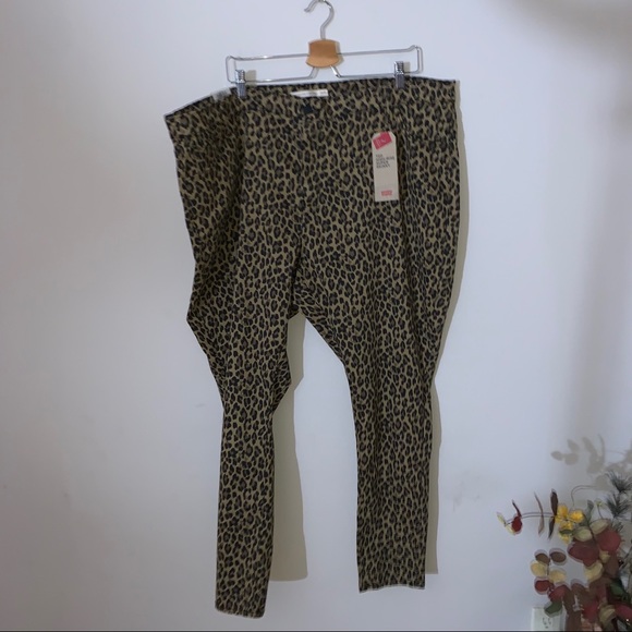 levi's leopard jeans